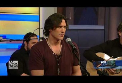 Playing “Sunny and 75” with Joe Nichols